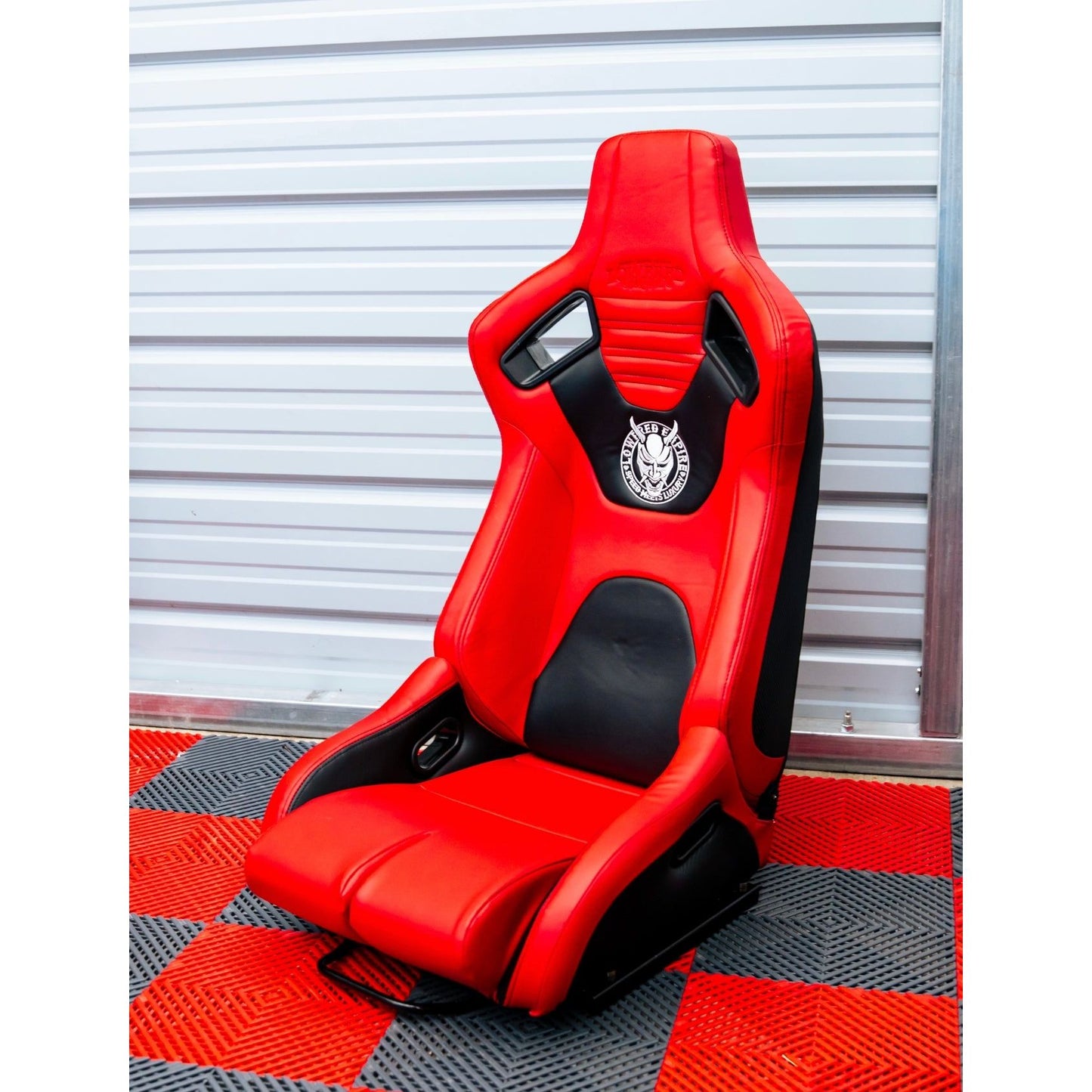 Bucket Style Recline Seat Red & Black