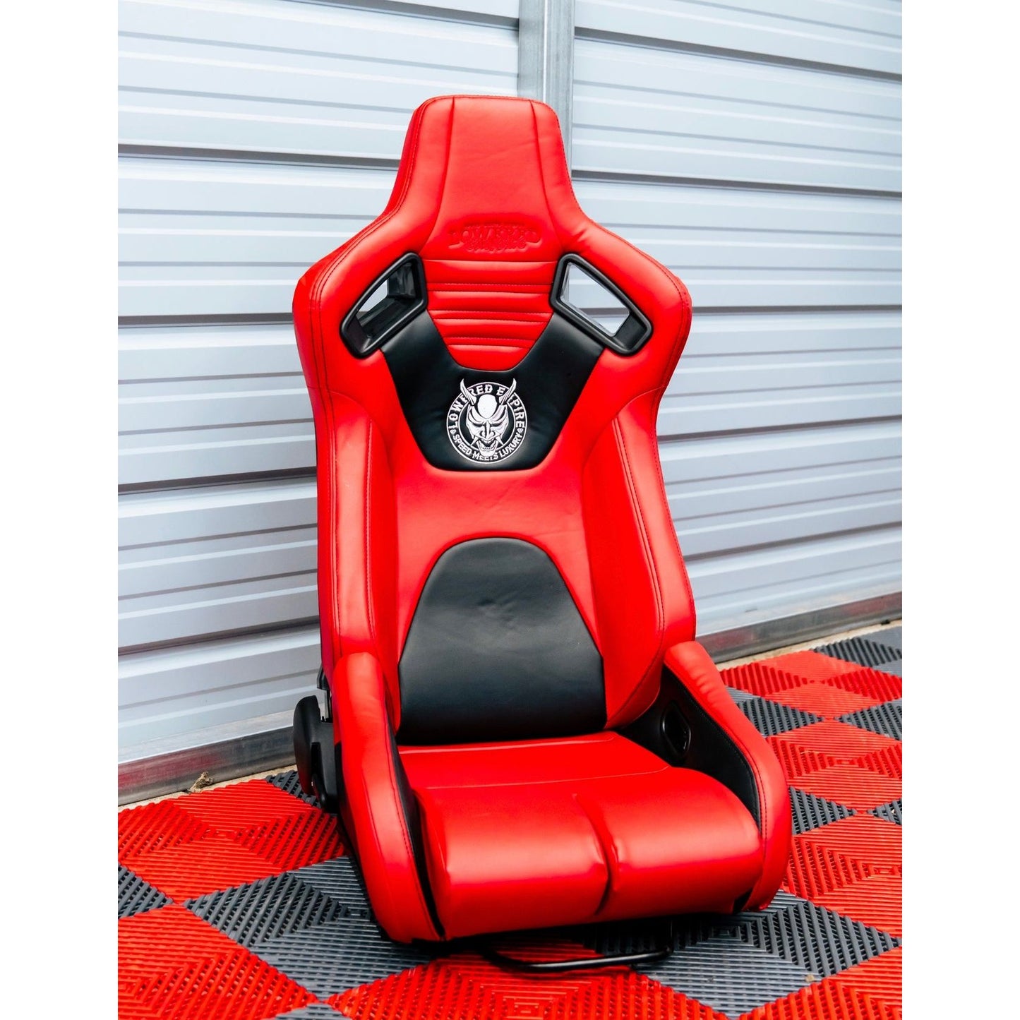 Bucket Style Recline Seat Red & Black