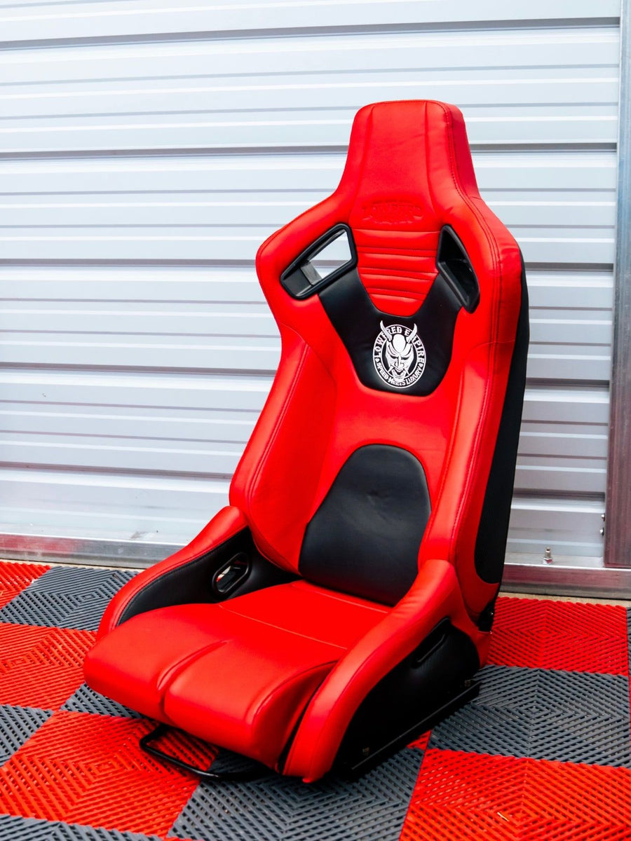 Bucket Style Recline Seat Red & Black