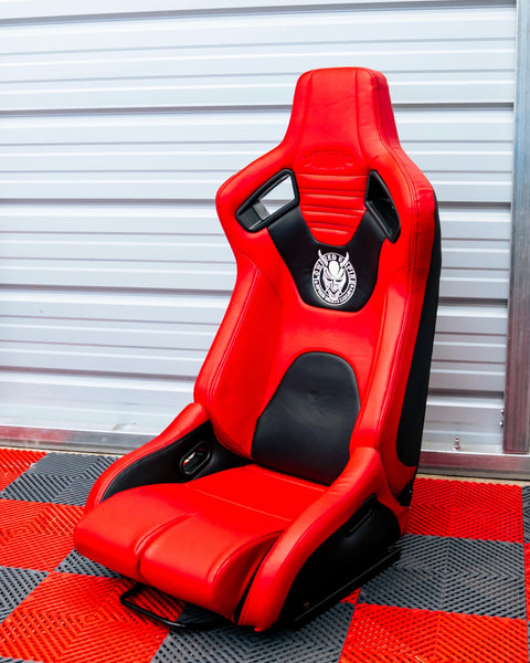 Bucket Style Recline Seat Red & Black