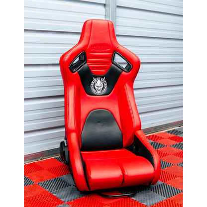 Bucket Style Recline Seat Red & Black