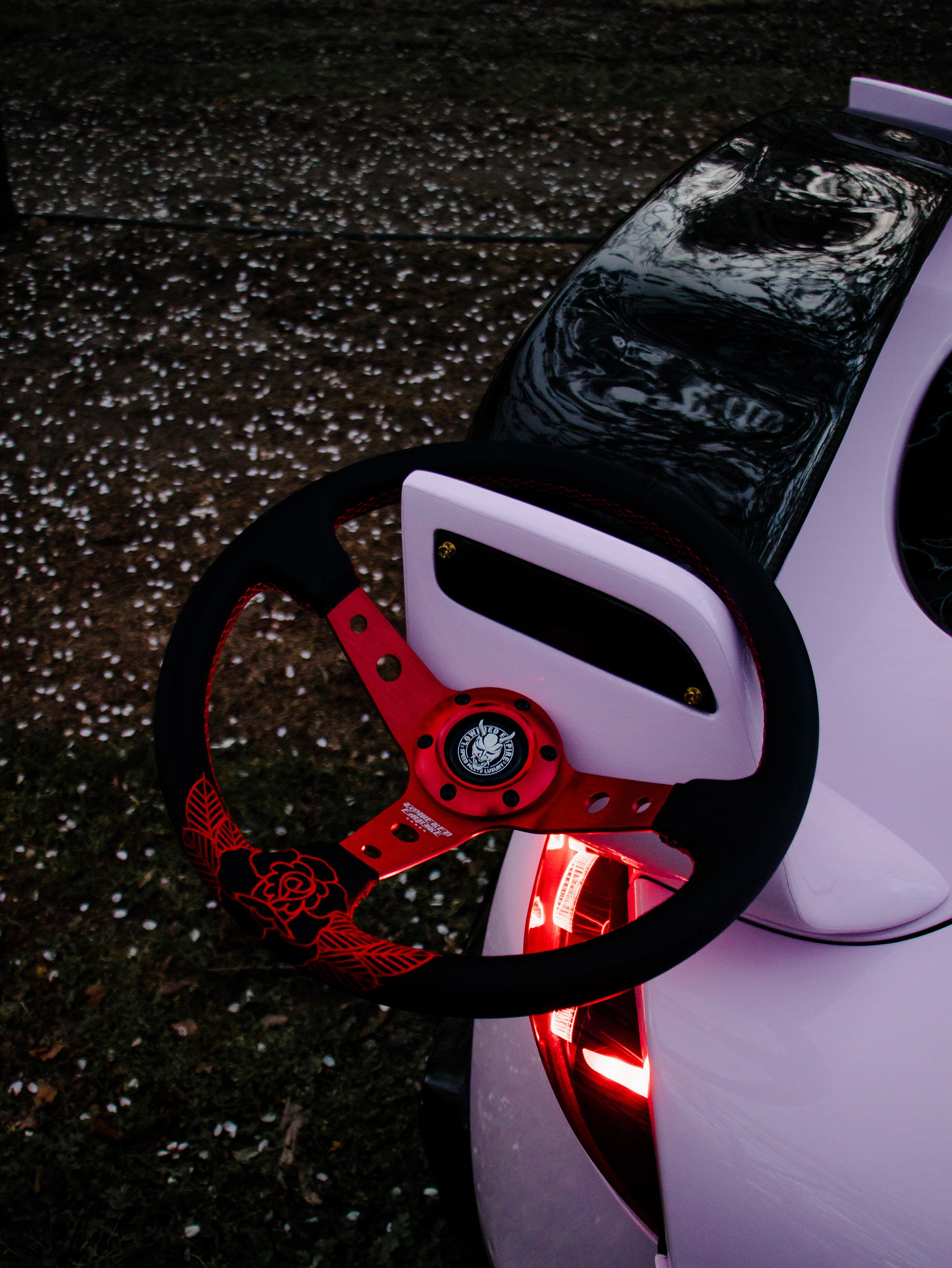 Red Roses RR-1 Steering Wheel 350mm- Lowered Empire