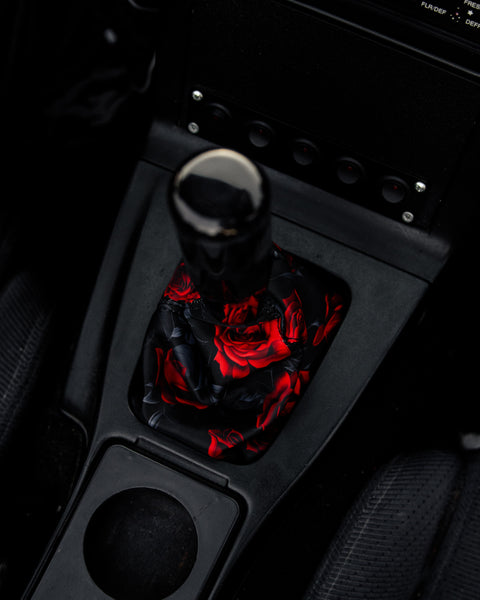 Deathly Red Roses Waves Shift Boot