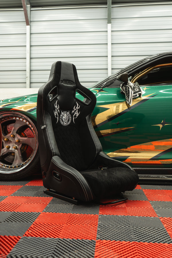 Sigil Ⅰ Collection – Black Reclining Bucket Seats