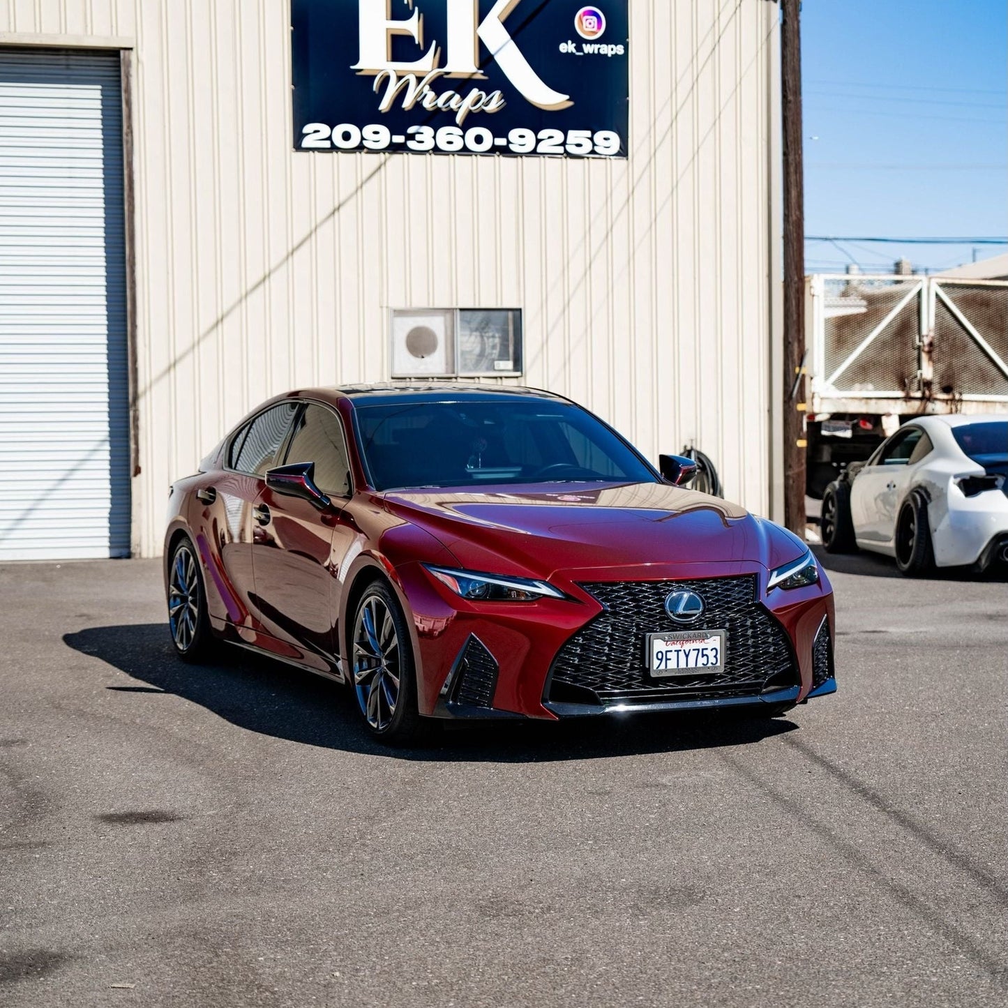 Liquid Dragon Red - FULL ROLL 5X59 FEET